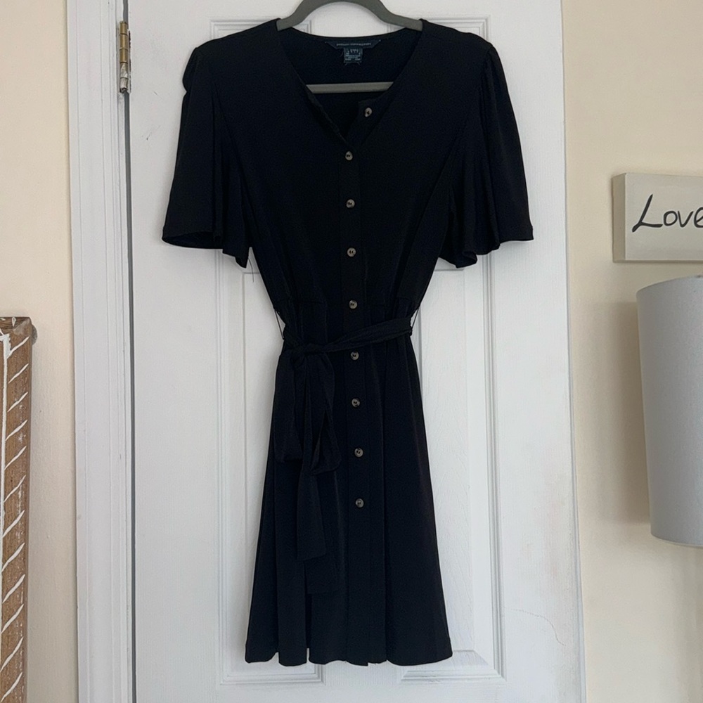 Adorable French Connection Black dress. Size 6, fits like 2-4